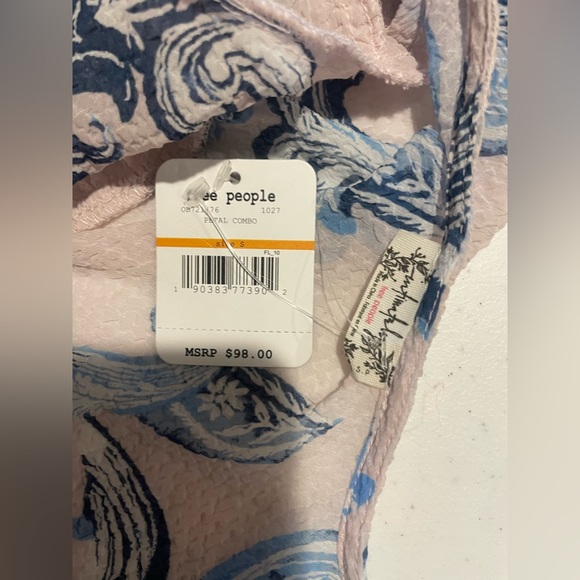 Free People small dress/tunic/cover up/night dress. - Picture 7 of 8